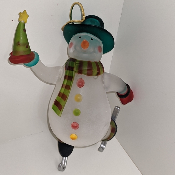 Avon 2005 Lighted 6” Skating Snowman Hanging Holiday Christmas Ornament - Picture 1 of 5